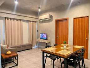 Spacious 2 Bedroom perfect for Family & Friends, Good for 4pax allows to stay 10pax